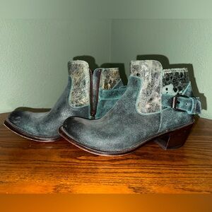 Stylish Western Teal Ankle Boots